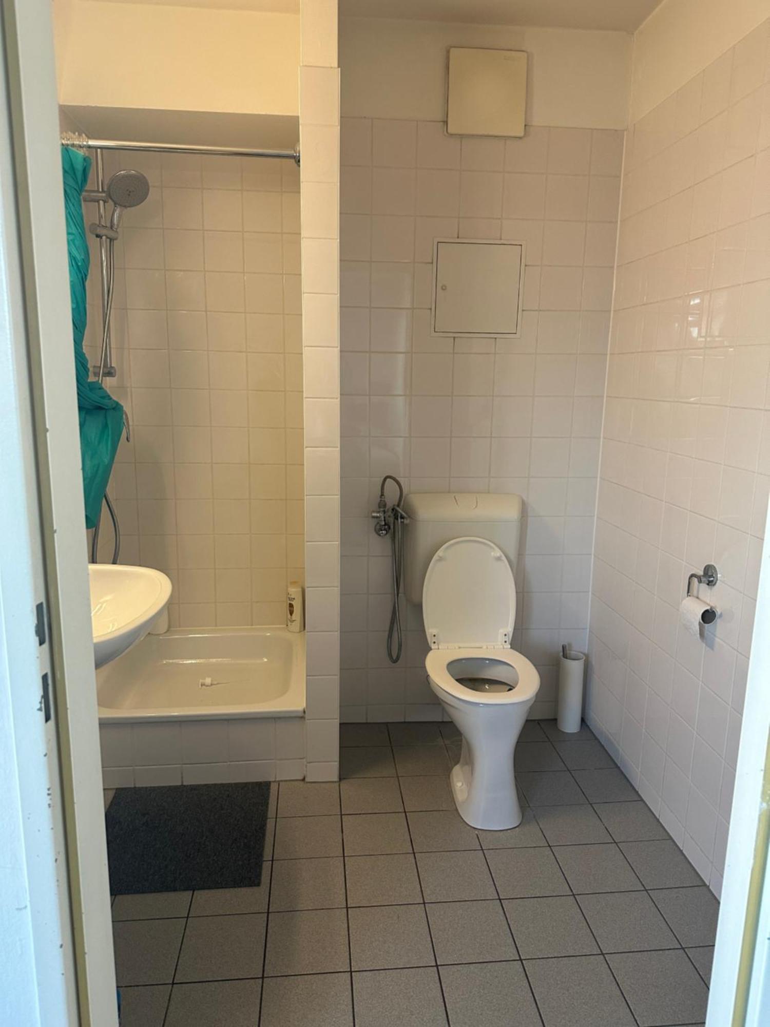 Cozy Bright Penthouse Close To U1 And U6 Metros Apartamento *