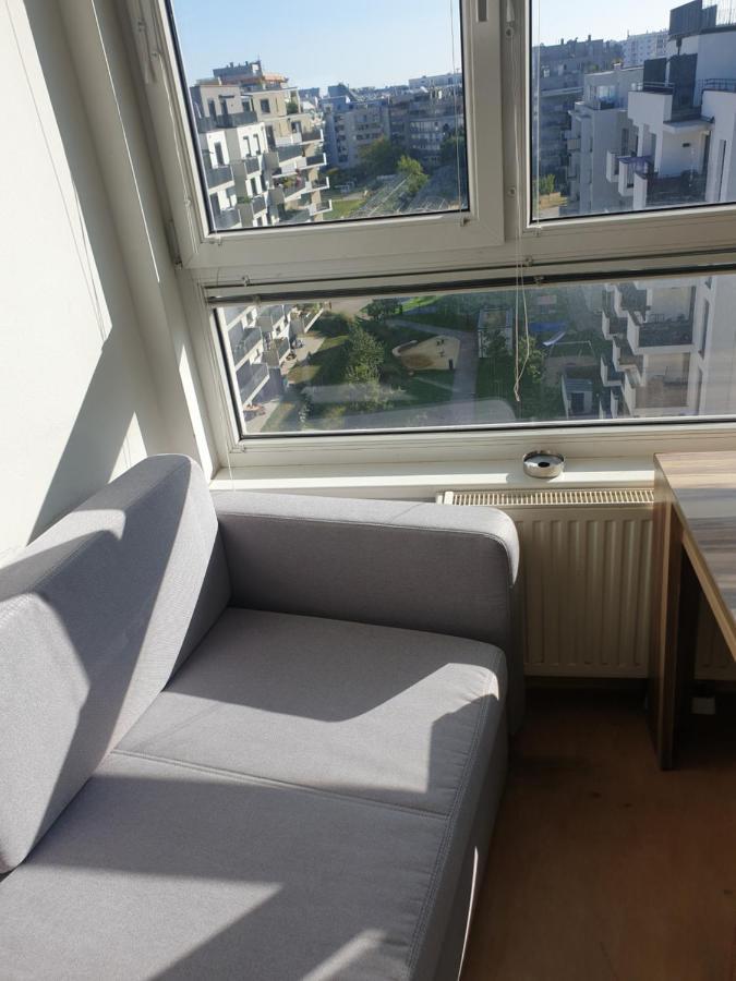 Appartement Cozy Bright Penthouse Close To U1 And U6 Metros Wenen